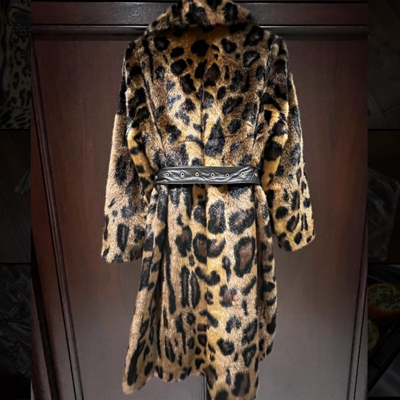 Stand studio faux leopard belted long coat - Picture 5 of 5